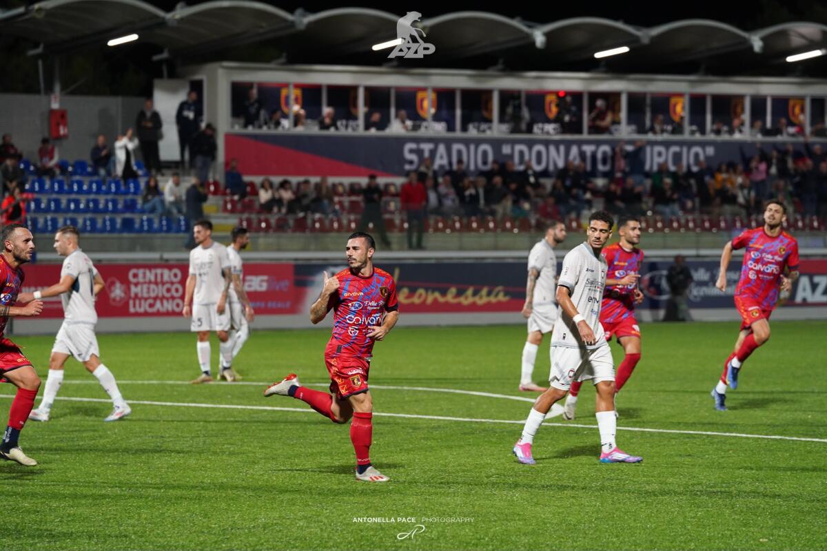 #CrotonePicerno | Qui Picerno - Rossoblù lucani in difesa del piazzamento playoff - 