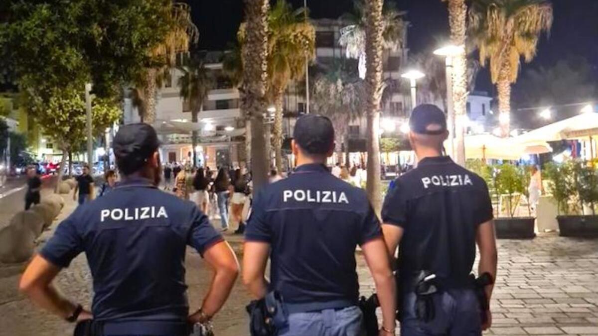 Crotone - La Questura mette in campo tutte le energie contro lo spaccio e il bullismo - 