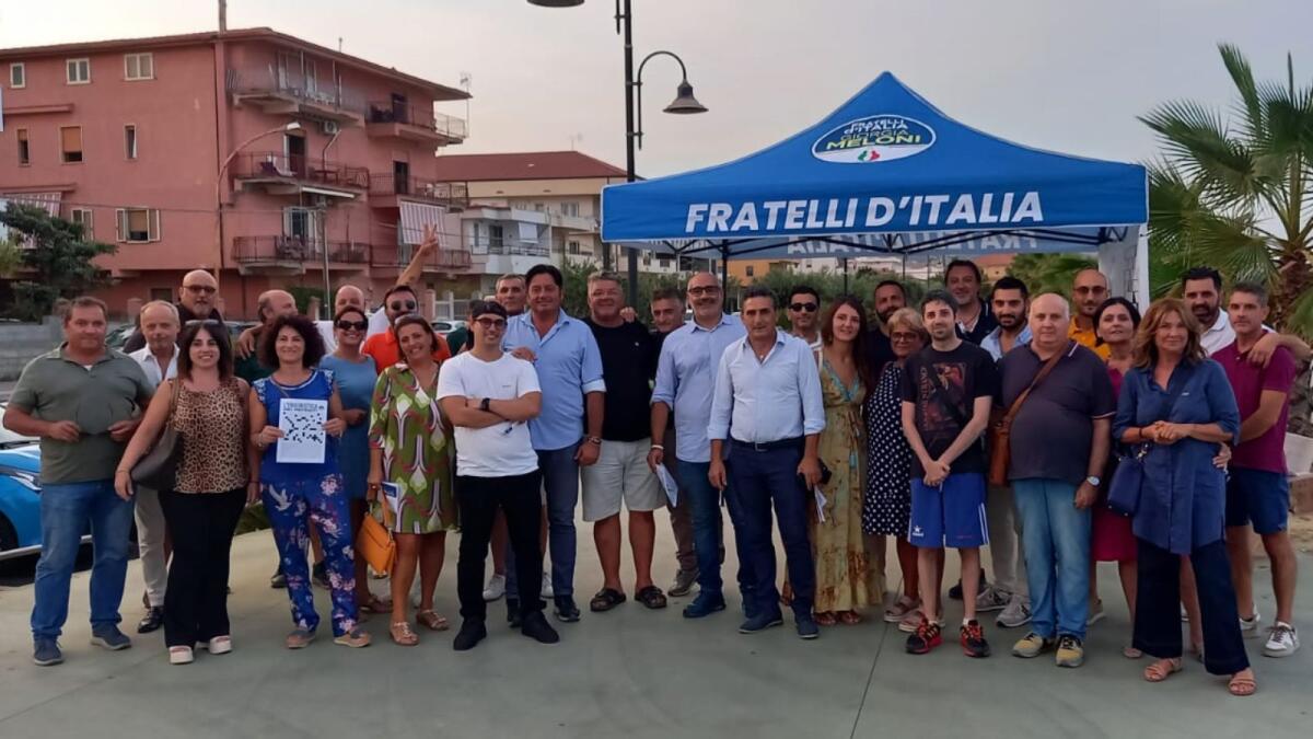 Strongoli - FdI denuncia l'ambiguità politica del sindaco sballottato tra PD e Lega - Fonte: Fratelli d'Italia Crotone
