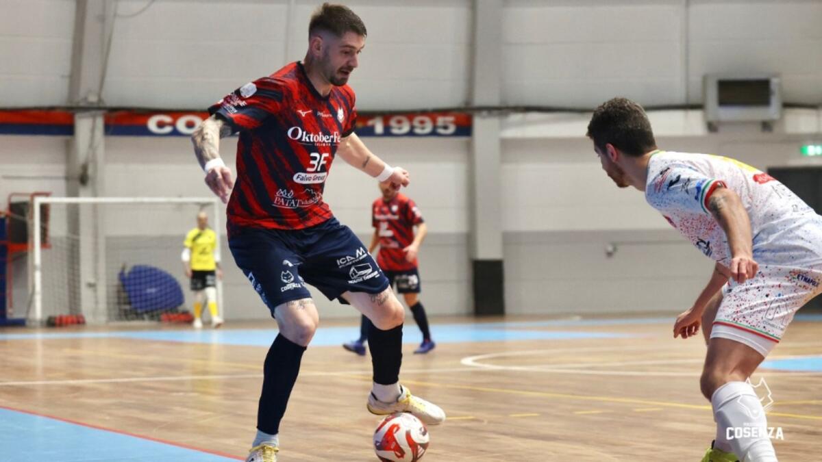 Calcio a 5 - Restaino illude i lupi, la Meta Catania ribalta tutto e porta a casa la vittoria - 