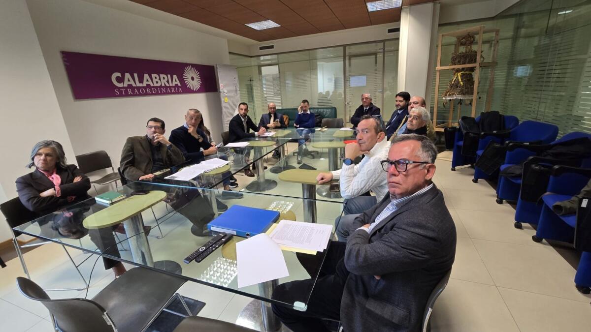 Molinaro (FdI): «Navigabilità lago Cecita: si rafforza lo sviluppo turistico-sportivo della Sila» - 