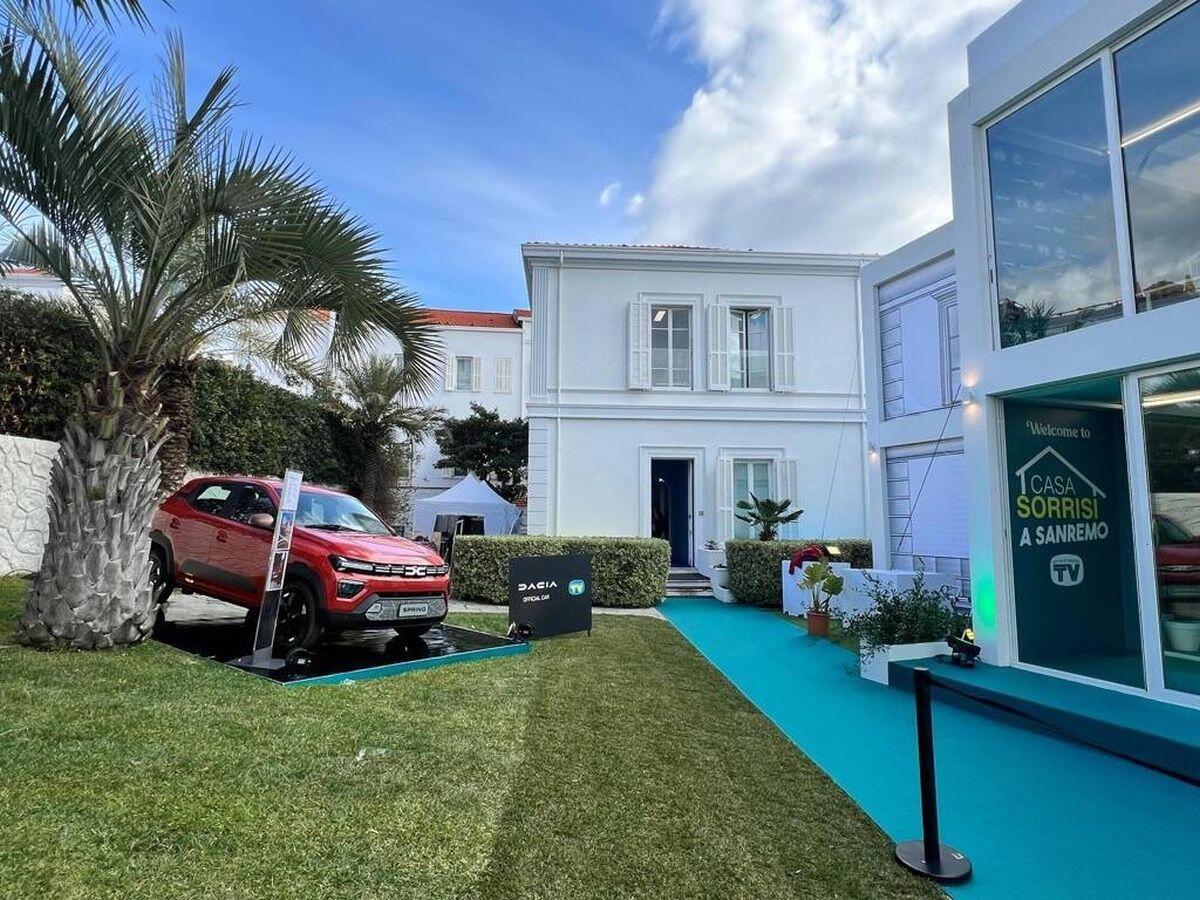 Nuova Dacia Spring in mostra a “Casa Sorrisi” al Festival di Sanremo - 