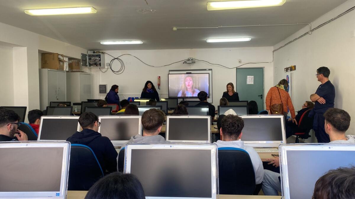 Crotone - Con l'Avis la promozione del dono entra nelle scuole - 