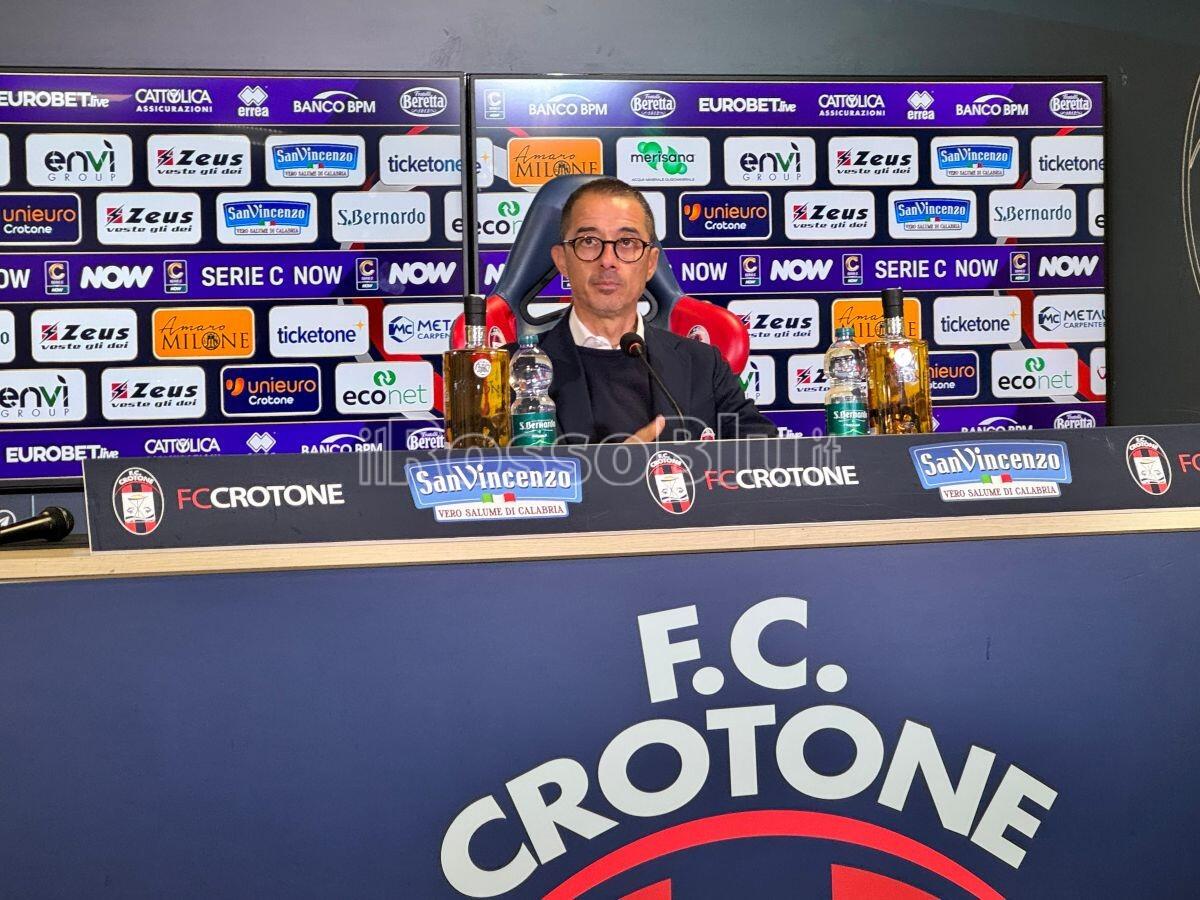 #CrotoneMonopoli 2-0 | Mister Longo: "Il percorso è bello la cosa importante è non fermarci adesso" - 