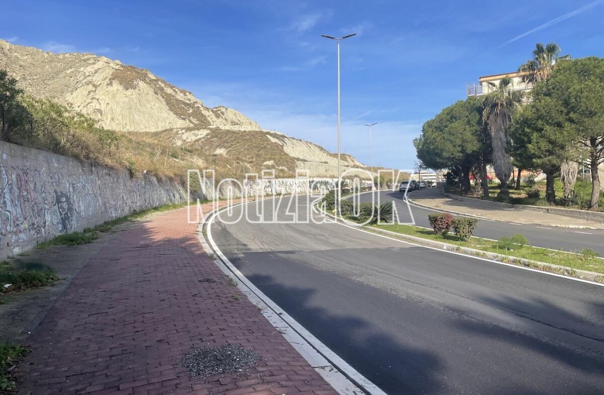 Crotone - Intervento per mitigare  il rischio idraulico in via Gallucci - 