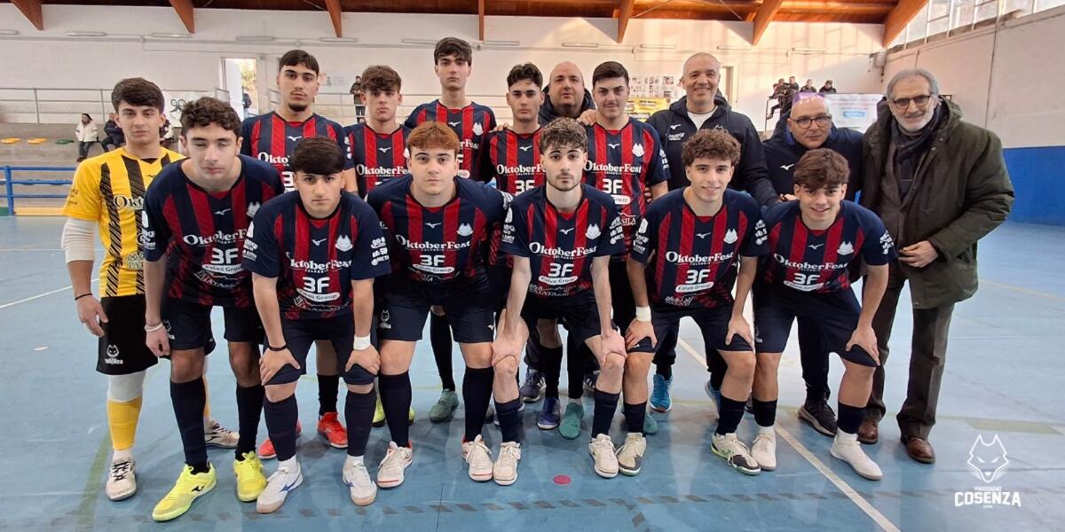 Calcio a 5 - L'Under 19 rossoblù non sbaglia un colpo, battuto anche il Soverato Futsal - 