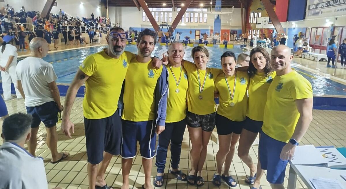 Nuoto - Buona la prima per la Krswim che torna dal Campionato regionale con tante medaglie - 