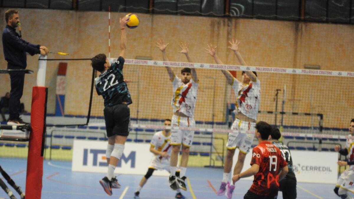 Pallavolo | Coppa Calabria - I Tritoni sbaragliano gli avversari e volano in finale. - 