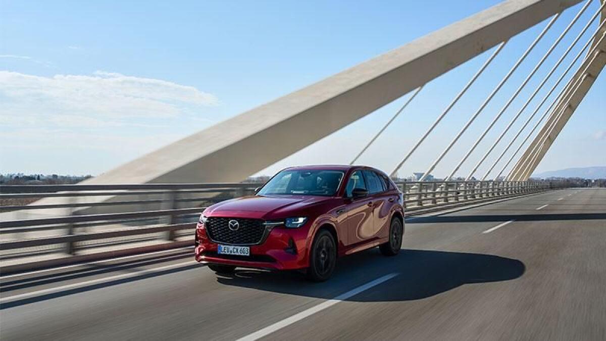 Mazda CX-60 2025, evoluzione piacere di guida e raffinatezza costruttiva -