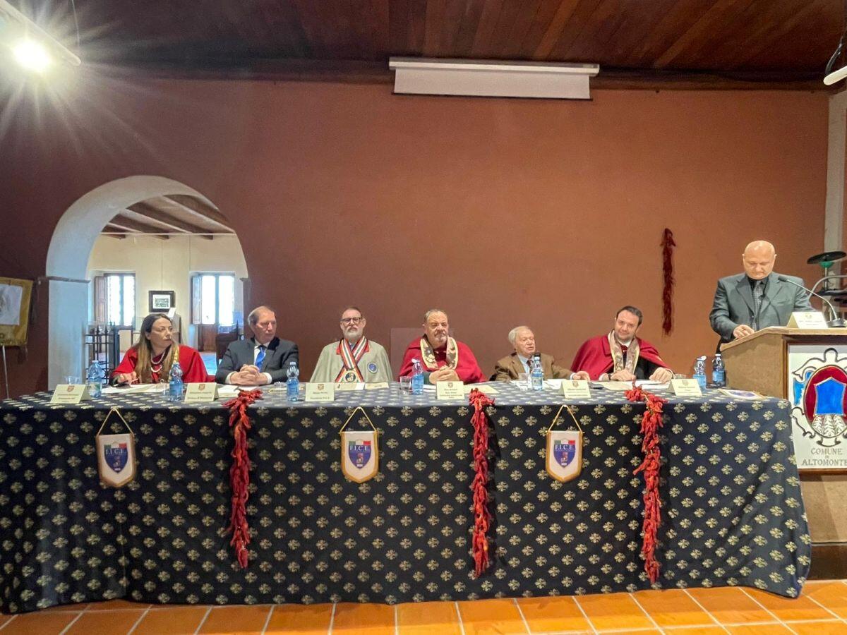 Lo Zafarano crusco rappresenta il simbolo e l'impegno degli agricoltori calabresi - 