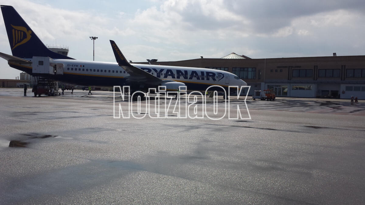 Aeroporti Calabresi - Il record di passeggeri del 2024 trascina il 2025 - ^]egS3+,%#$&amp;