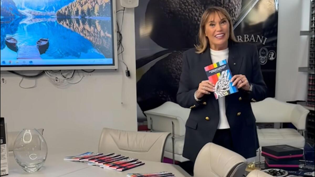 Il libro di Giuseppe Caruso conquista i cuori  umbri e la "Regina del Tartufo" - 