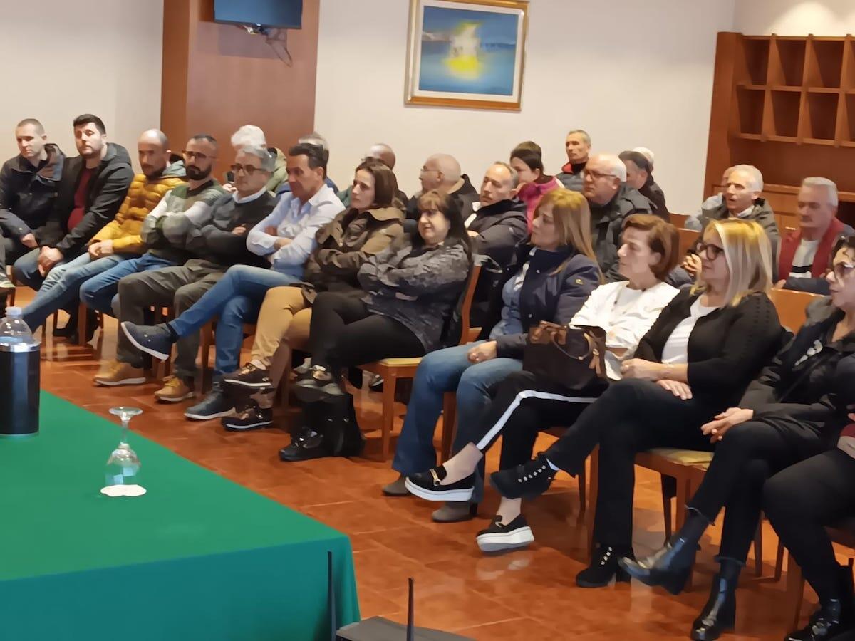 Rende - I lavoratori di Calabria Verde chiedono una svolta concreta - 