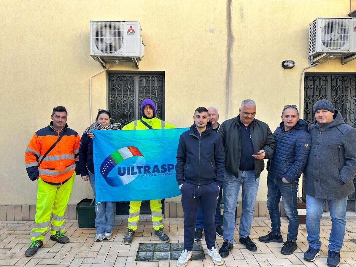Cosenza - La Uil diffida i Comuni per il pagamento degli stipendi dei lavoratori della Presila Cosentina Spa - 