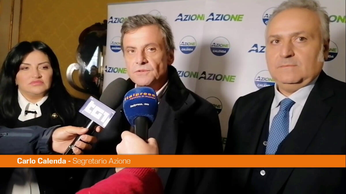 Calenda "Industria ferma, agire su energia e investimenti" -