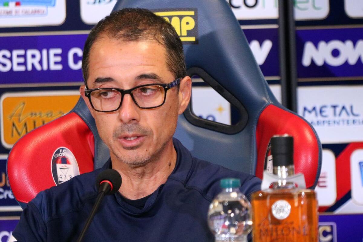 #CrotonePotenza - Mister Longo: "Domani dovremo essere aggressivi si dall'inizio" - 