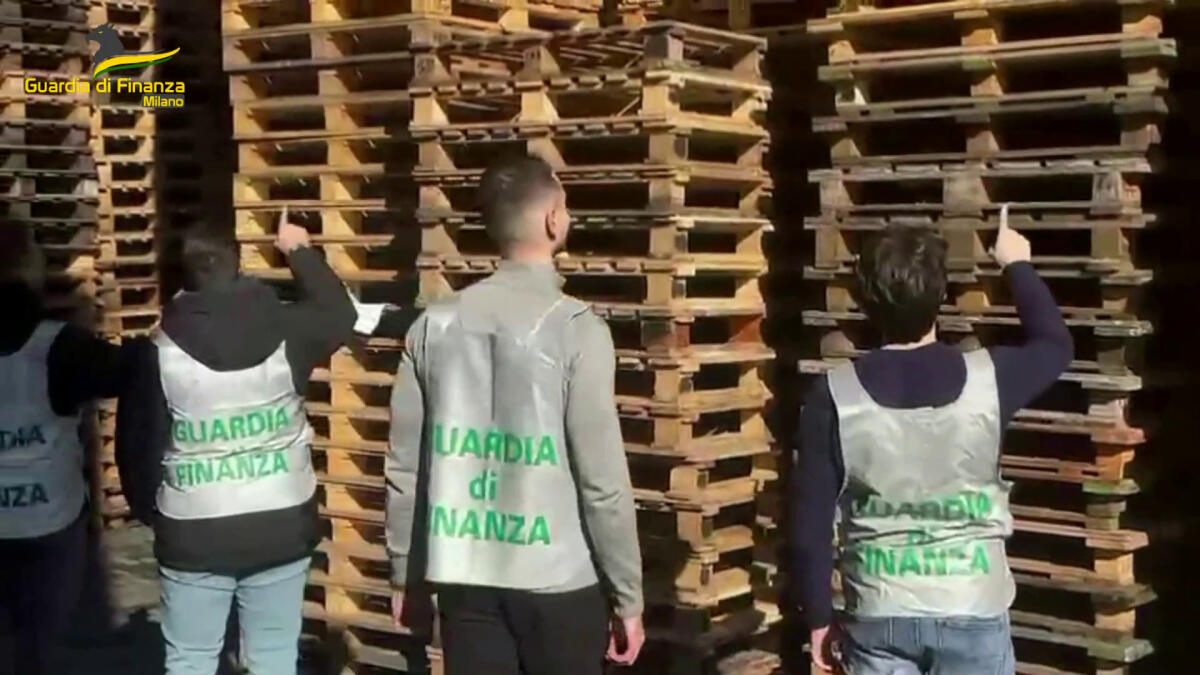 Milano, sequestrati 3.600 pallets contraffatti - 