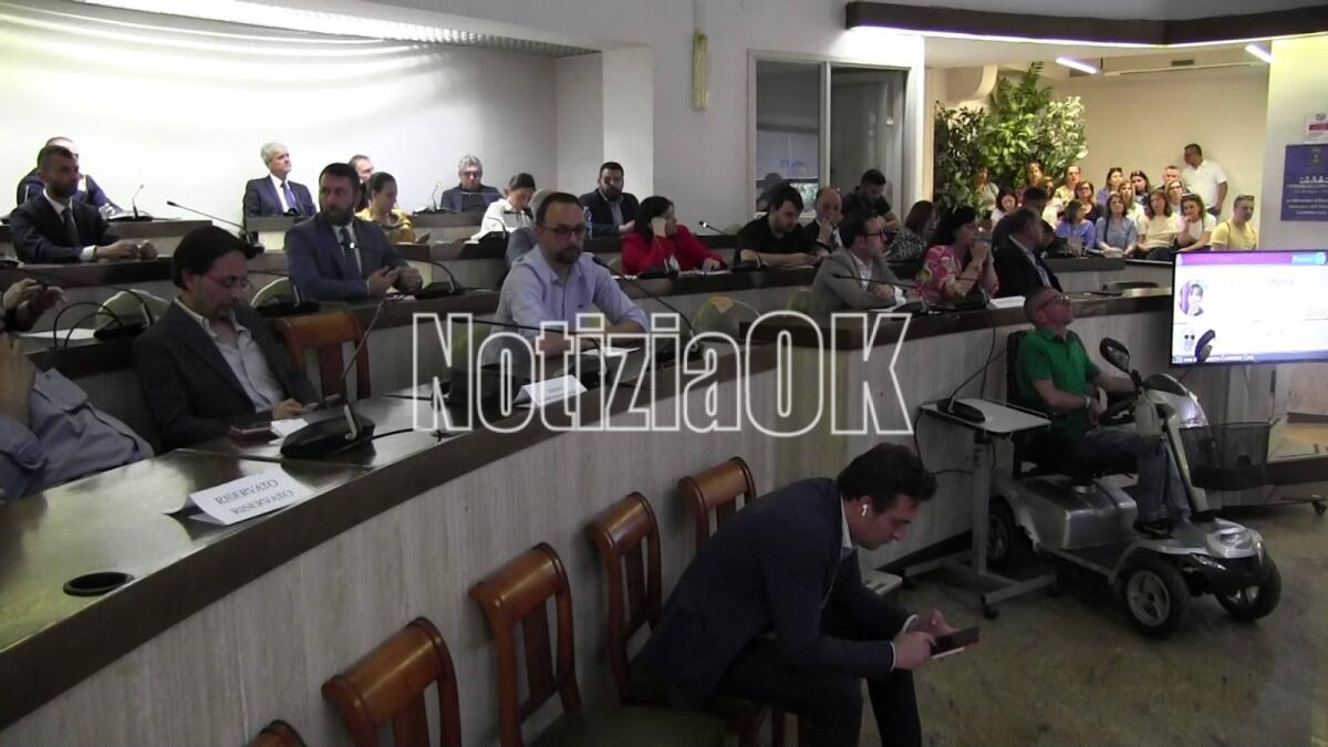 Crotone - Si riunisce il Consiglio Comunale: ventidue i punti da discutere, tra cui il Bilancio - 
