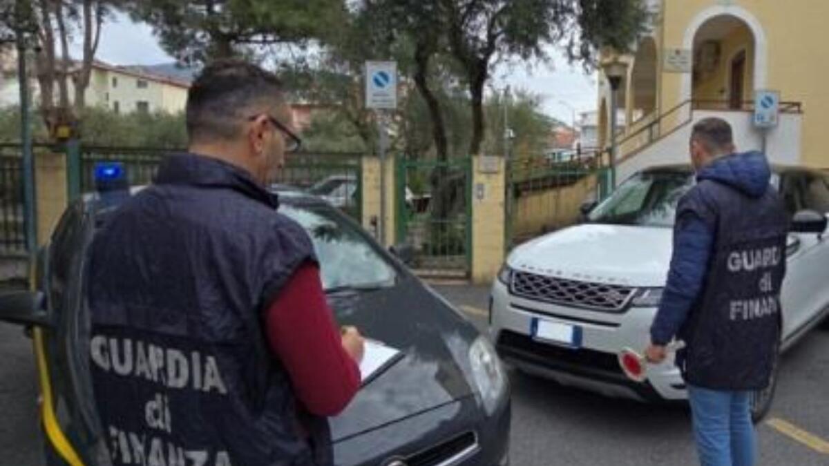 Cosenza - “Tax Free Cars”: Maxi frode nel settore auto, sequestrati beni e immobili per circa 5 milioni di euro - 