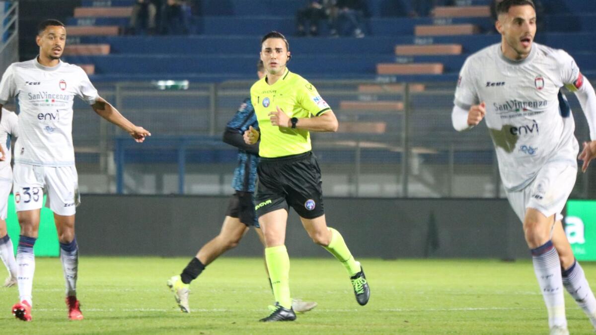 #CrotonePotenza | Dirige l'incontro il signor Leone di Barletta - Foto Fc Crotone