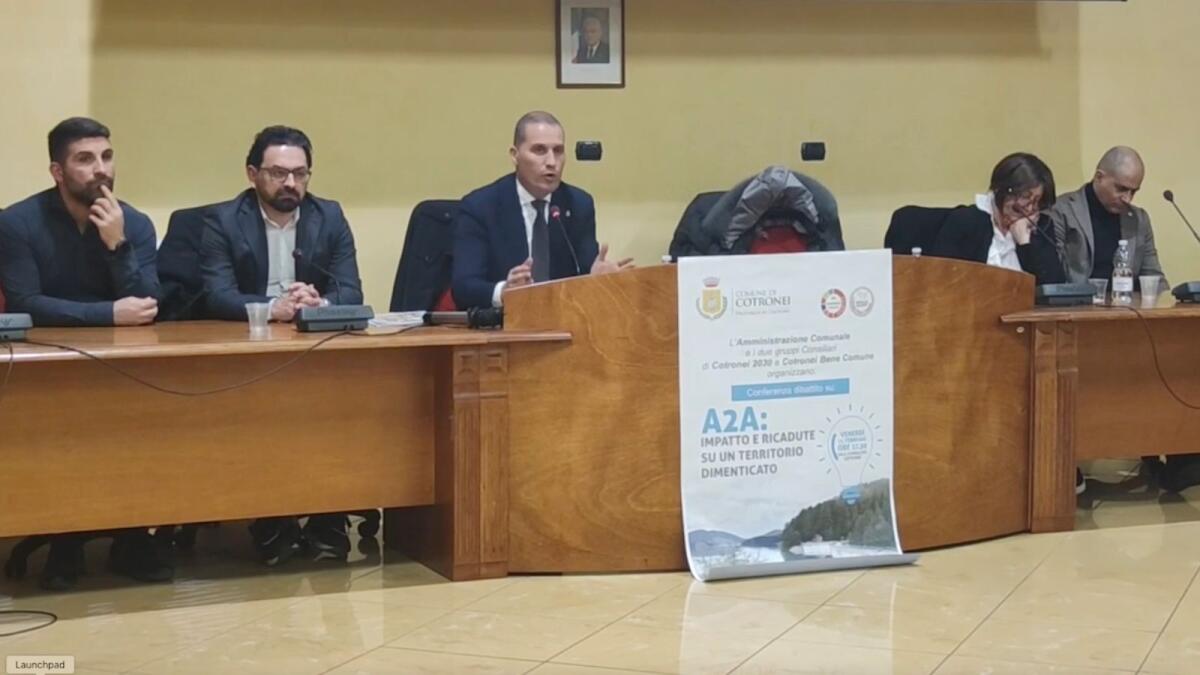 (Video) Energia idroelettrica - Cotronei lancia il guanto di sfida ad A2A: «Finora nessuna ricaduta per il territorio» - 