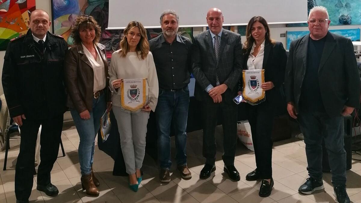 Il Sindaco Voce racconta la storia di Dodò ai bambini del quartiere Barra di Napoli - 