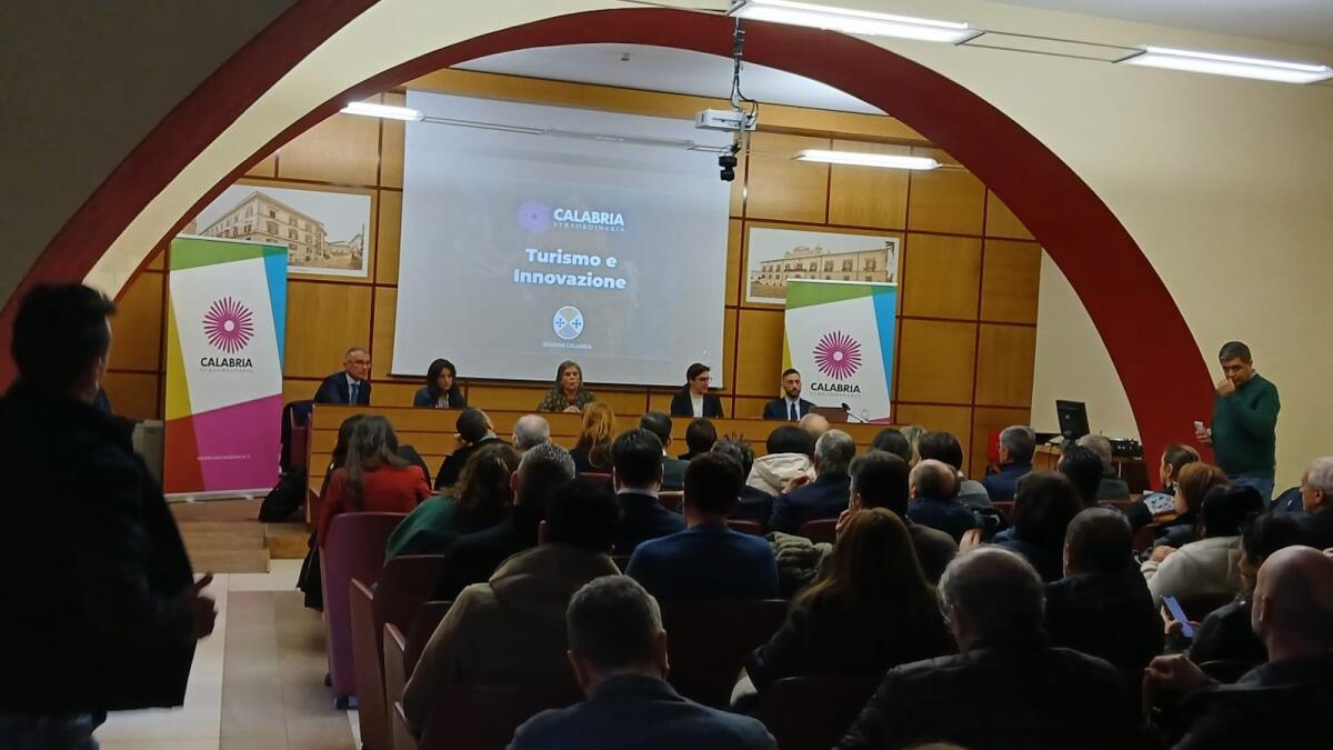 Calabria - Turismo e innovazione, ampia partecipazione agl incontri sui nuovi strumenti digitali - 