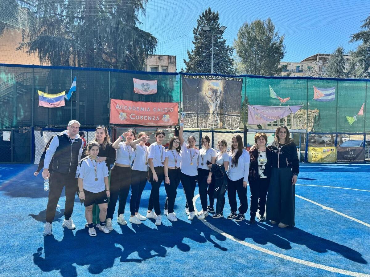 Campionati sportivo studenteschi: il Majorana trionfa nel Calcio a 5 femminile - 