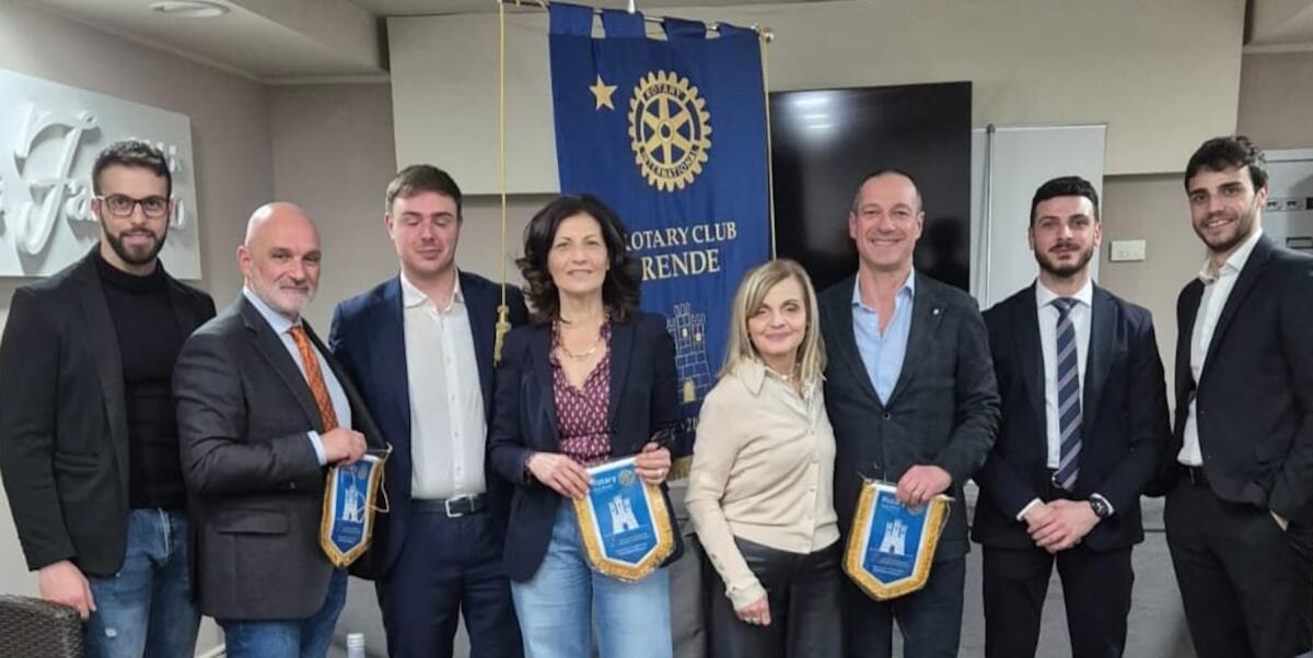 Rende - Il rotary club al fianco degli imprenditori - 