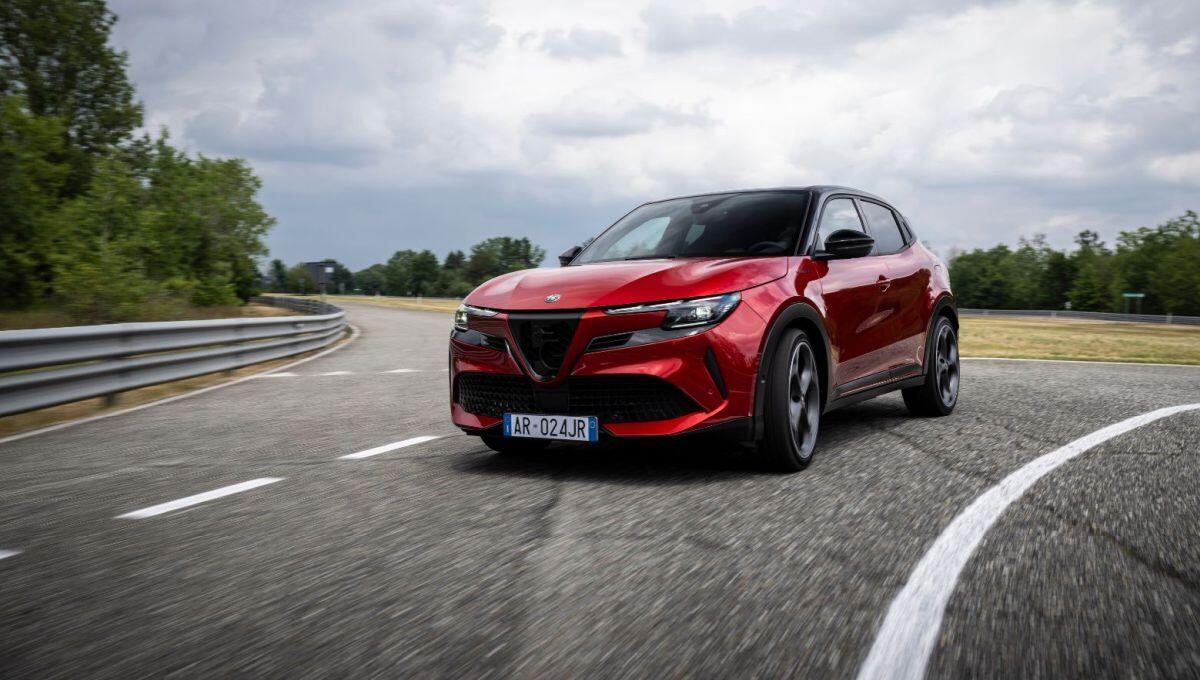 Alfa Romeo consolida la sua crescita anche a febbraio, successo trainato da Junior - 