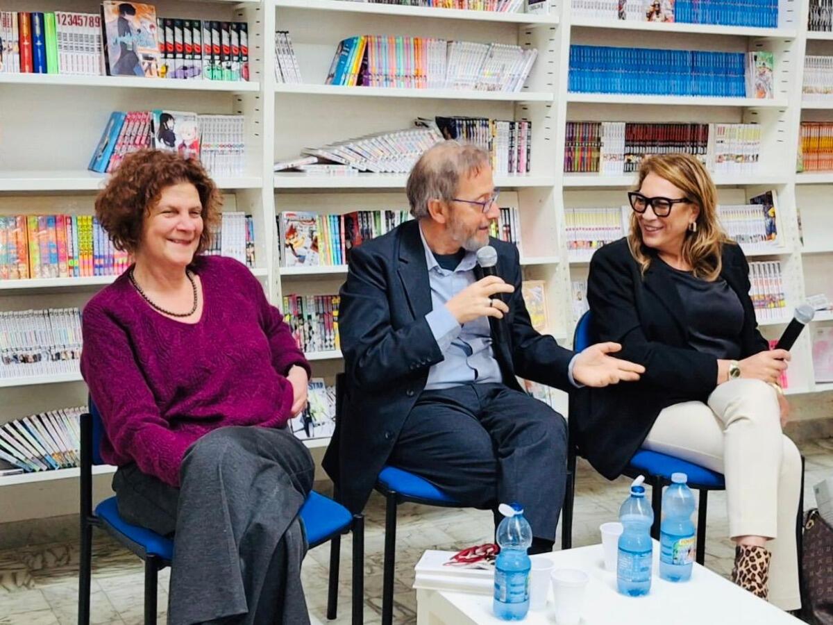 Cosenza - Diego De Silva incanta il pubblico del Premio Sila '49 - 