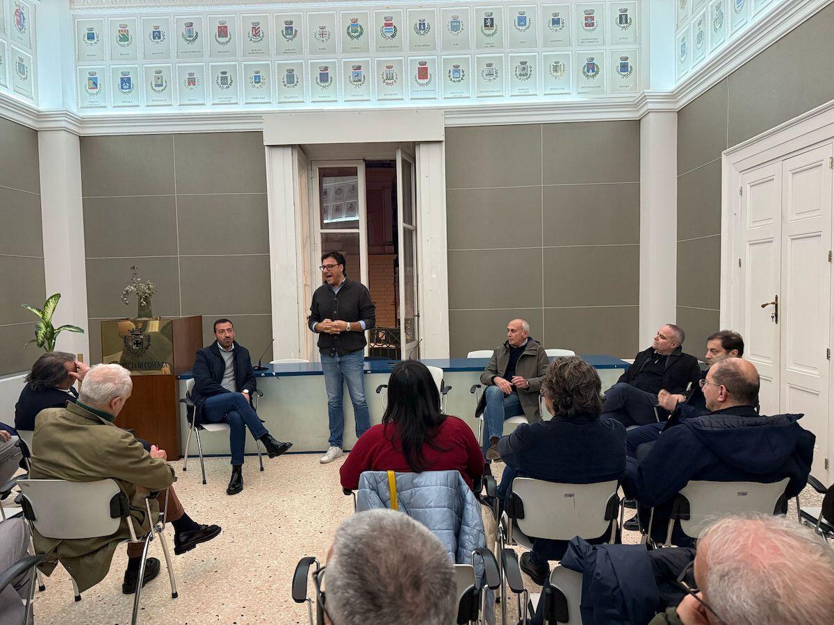 Cosenza - Aumento delle tariffe sui rifiuti e dell'idrico, si mobilitano i Sindaci - 