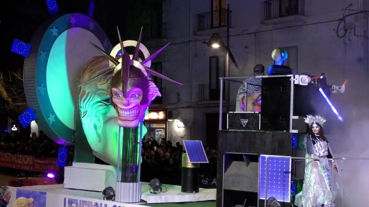 Carnevale di Castrovillari -  Cala il sipario su questo grandi successo di popolo, maschere e turisti (Foto Gallery) - 