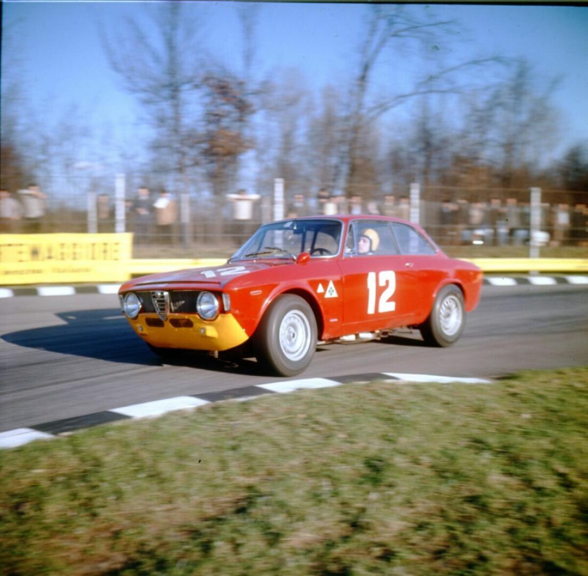 Alfa Romeo GTA vince il “Motor Klassik Award” -