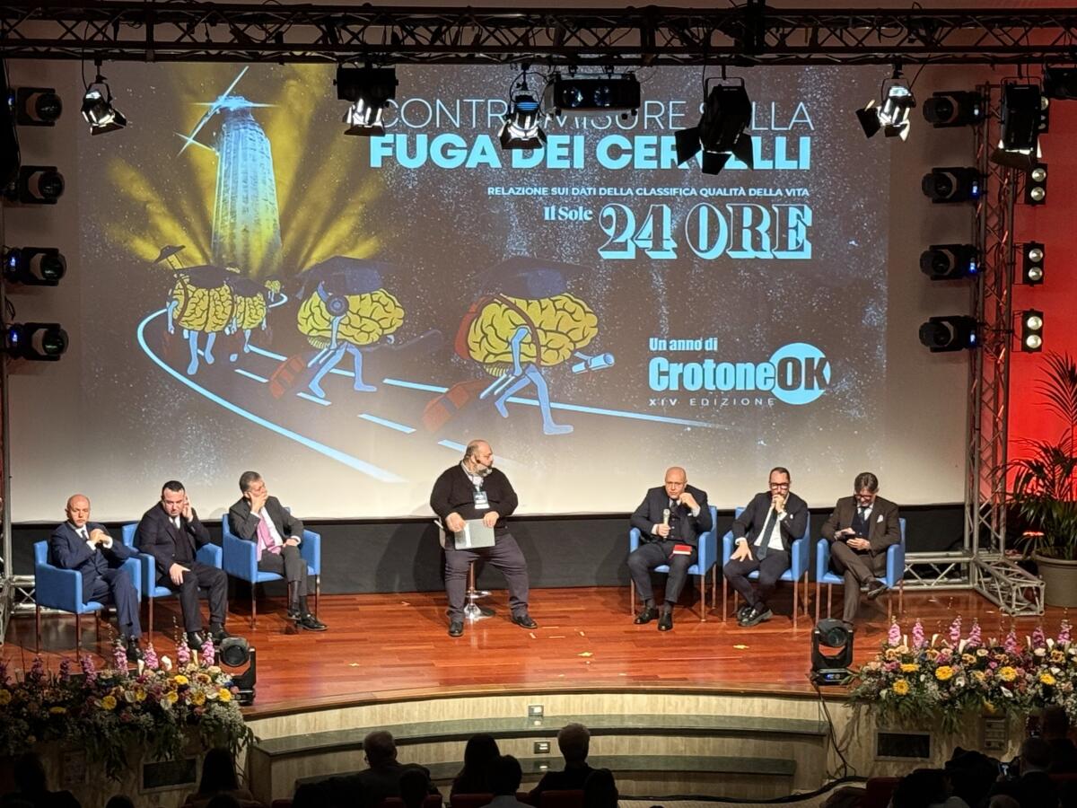 Un Anno di CrotoneOk - "Contromisure alla Fuga dei Cervelli", inizia il secondo tavolo tematico - 