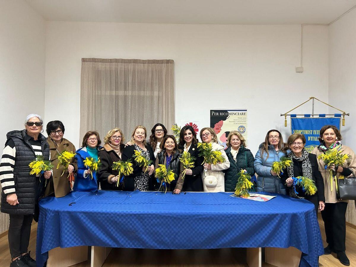 Crotone - La Soroptimist si mette a servizio della Caritas, firmato protocollo d’intesa - 