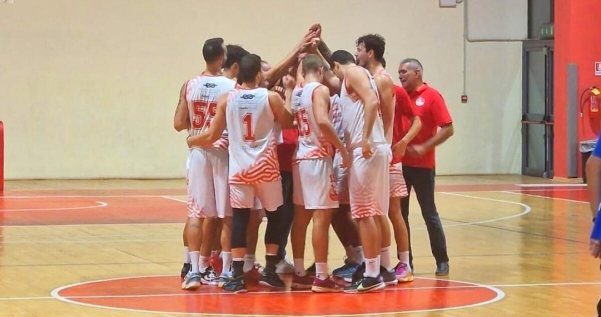 Basket - Partita altalenante della Sintegra Rende in serie B. Servono punti in ottica playout - 