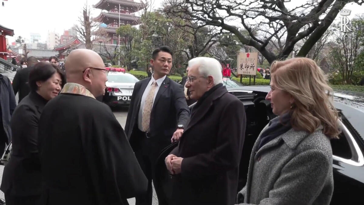 Giappone, Mattarella visita il tempio buddista Senso-ji - 
