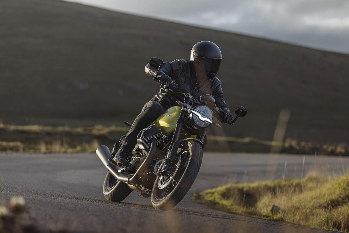 Parte il prebooking per la nuova Moto Guzzi V7 Sport - 