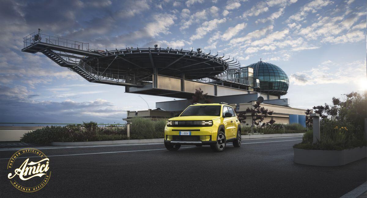 Fiat Grande Panda a fianco di “Amici” per supportare i giovani talenti - 