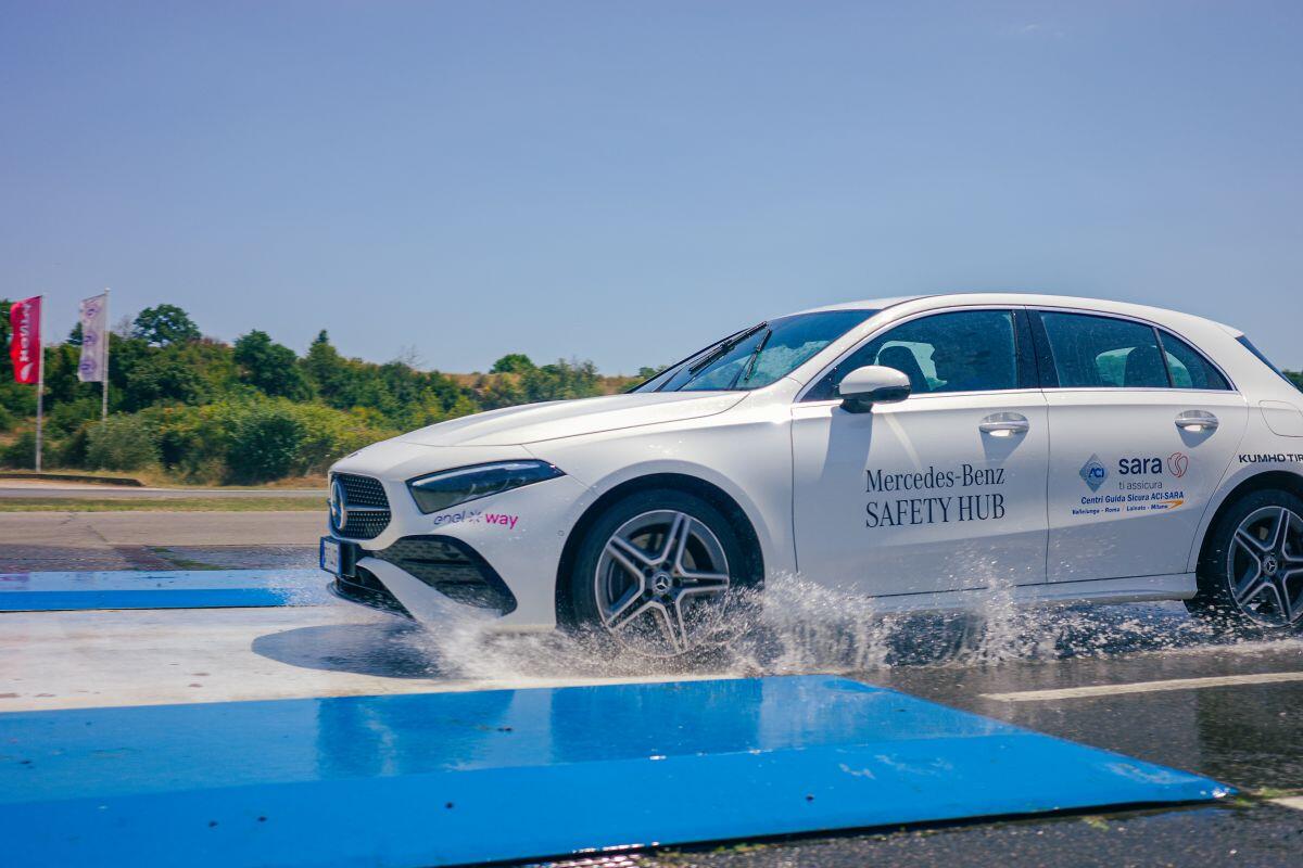 Mercedes-Benz Italia e i Centri di Guida Sicura ACI-SARA proseguono collaborazione -