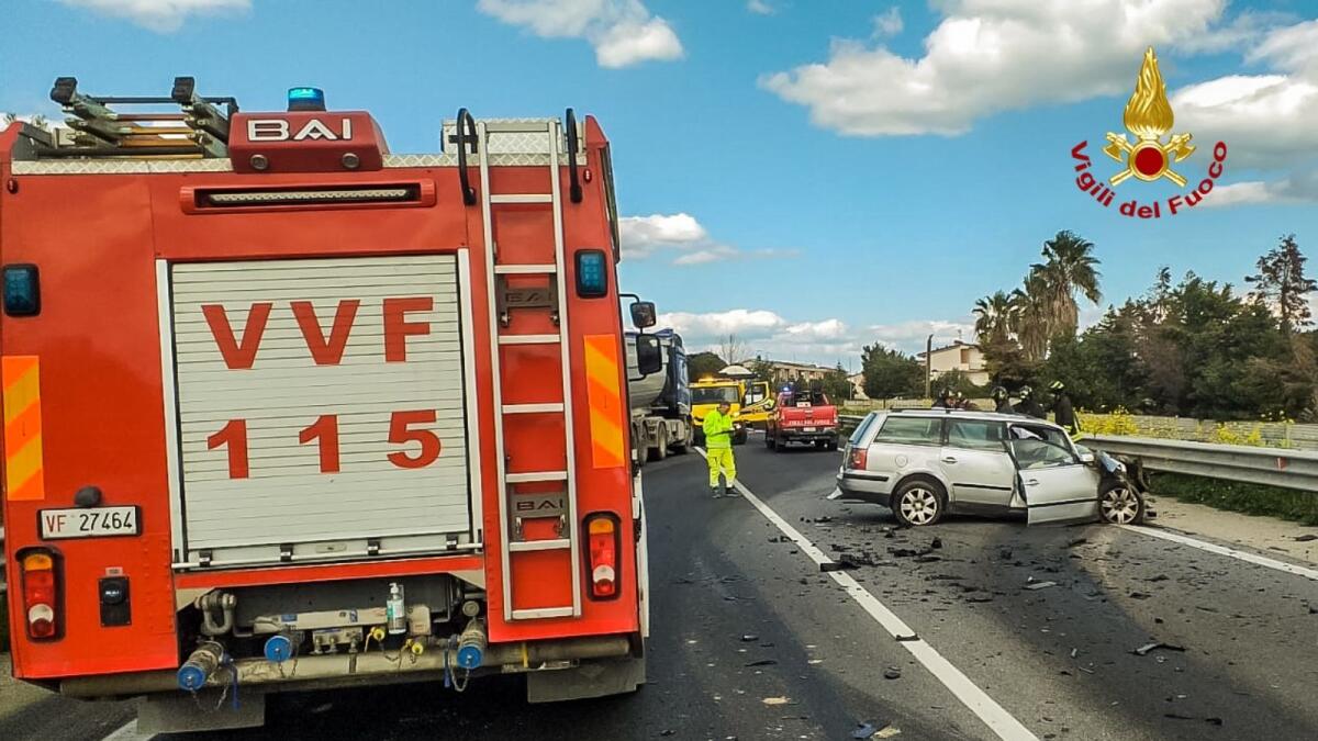 Un altro incidente mortale sulla statale 106 - 