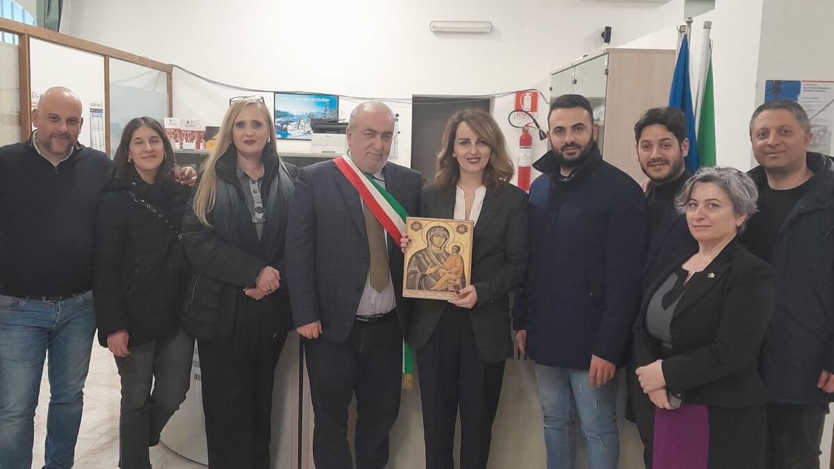 Frascineto - La comunità accoglie l'ambasciatore della Repubblica del Kosovo -