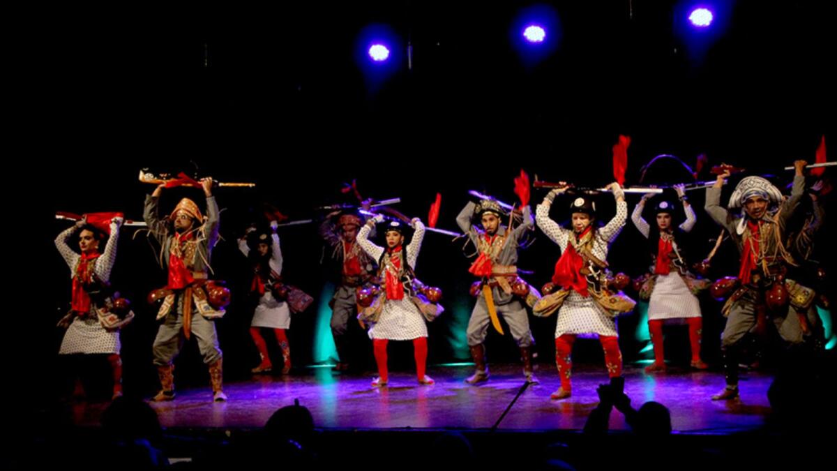 Il Carnevale di Castrovillari si esalta con il Gran Gala del Folklore - 