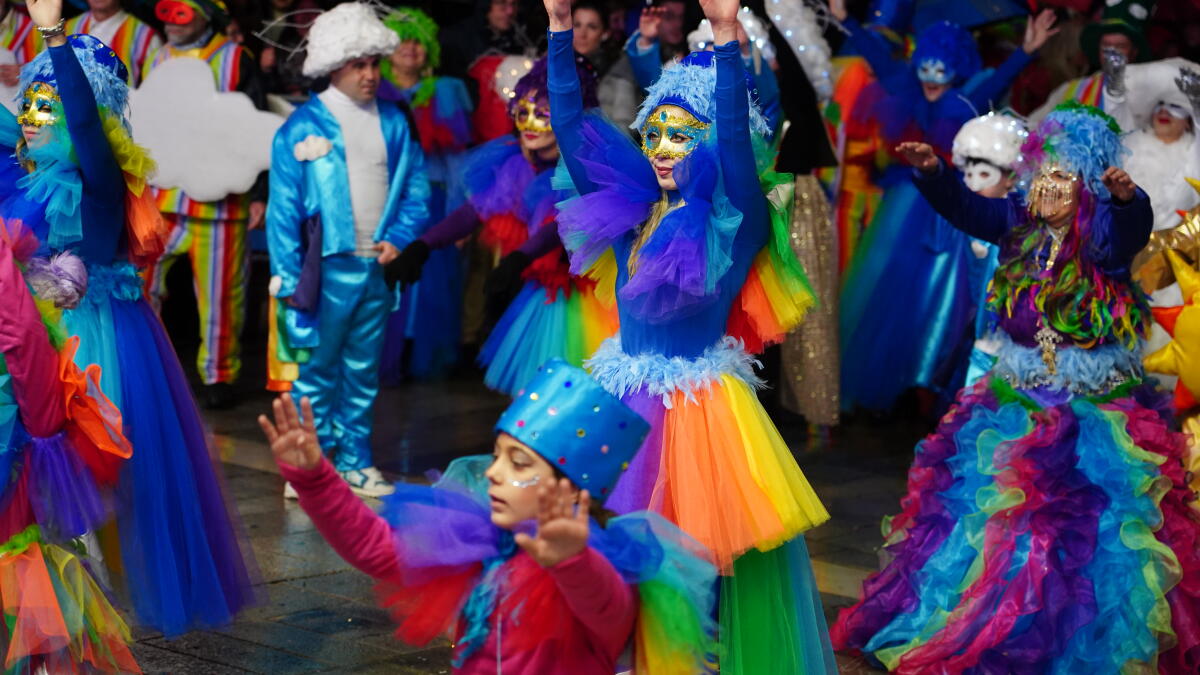 Carnevale di Castrovillari - Parola d’ordine mascherarsi! Prima sfilata domenica 2 marzo (Foto Gallery) - 
