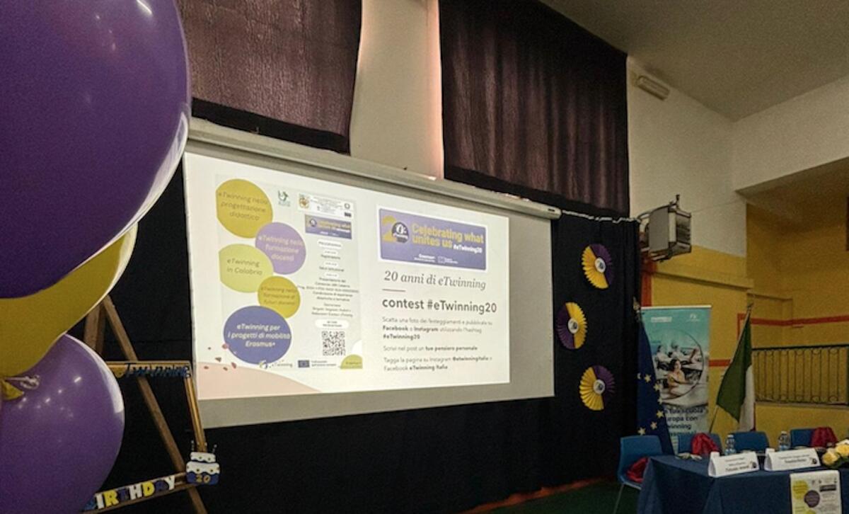Cirò Marina - L’I.C. “Casopero-Filottete” festeggia i 20 anni di E-Twinning - 