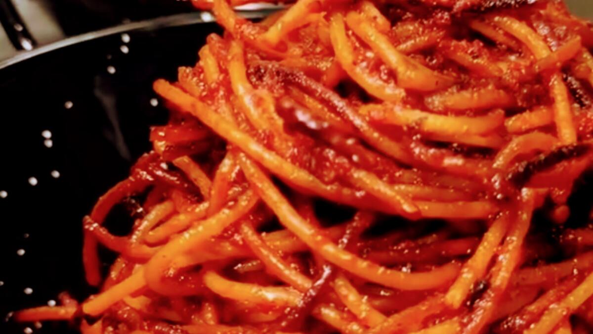 Un Morso al Sapore - Scopriamo lo spaghetto all'assassina in chiave Calabrese - 