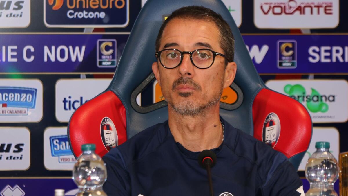 #CataniaCrotone 0-0 | Mister Longo: "Penso che il risultato sia giusto" - 