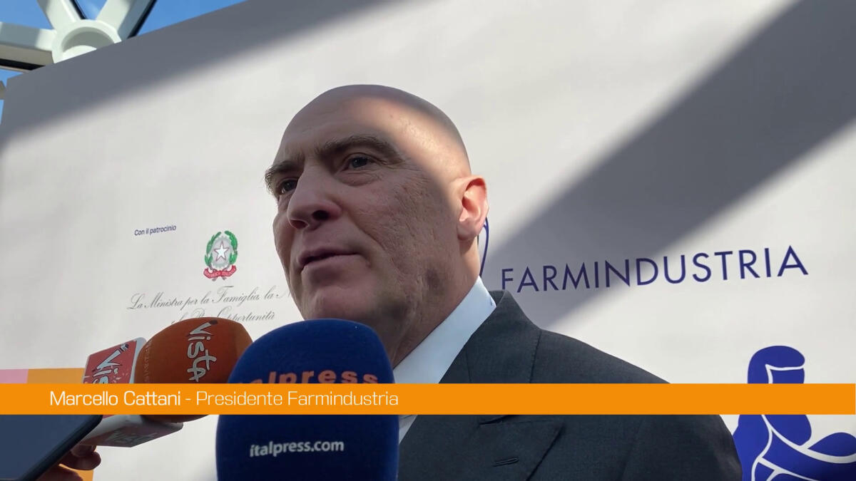 Farmaci, Cattani "L'innovazione sulla ricerca si sposi con i diritti" -
