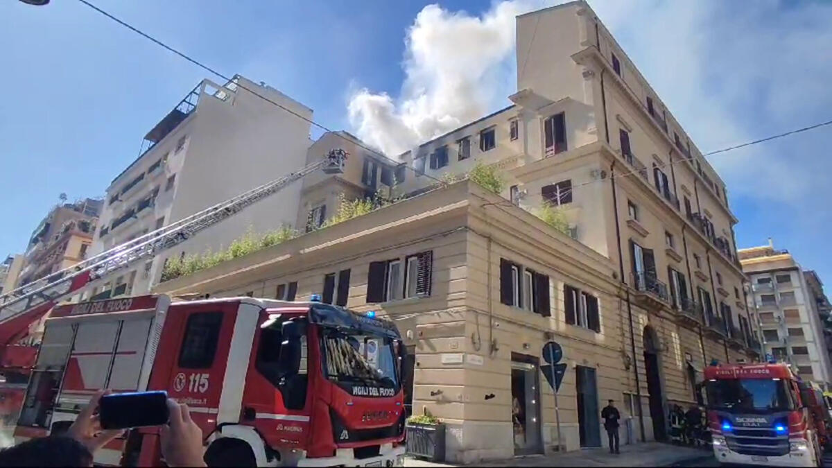 Incendio in un appartamento a Palermo - 
